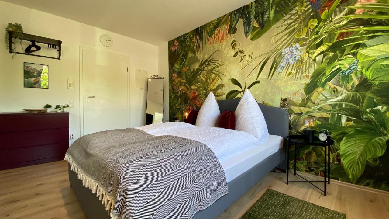 Urban Jungle Apartment In Kassel + Netflix Exterior photo