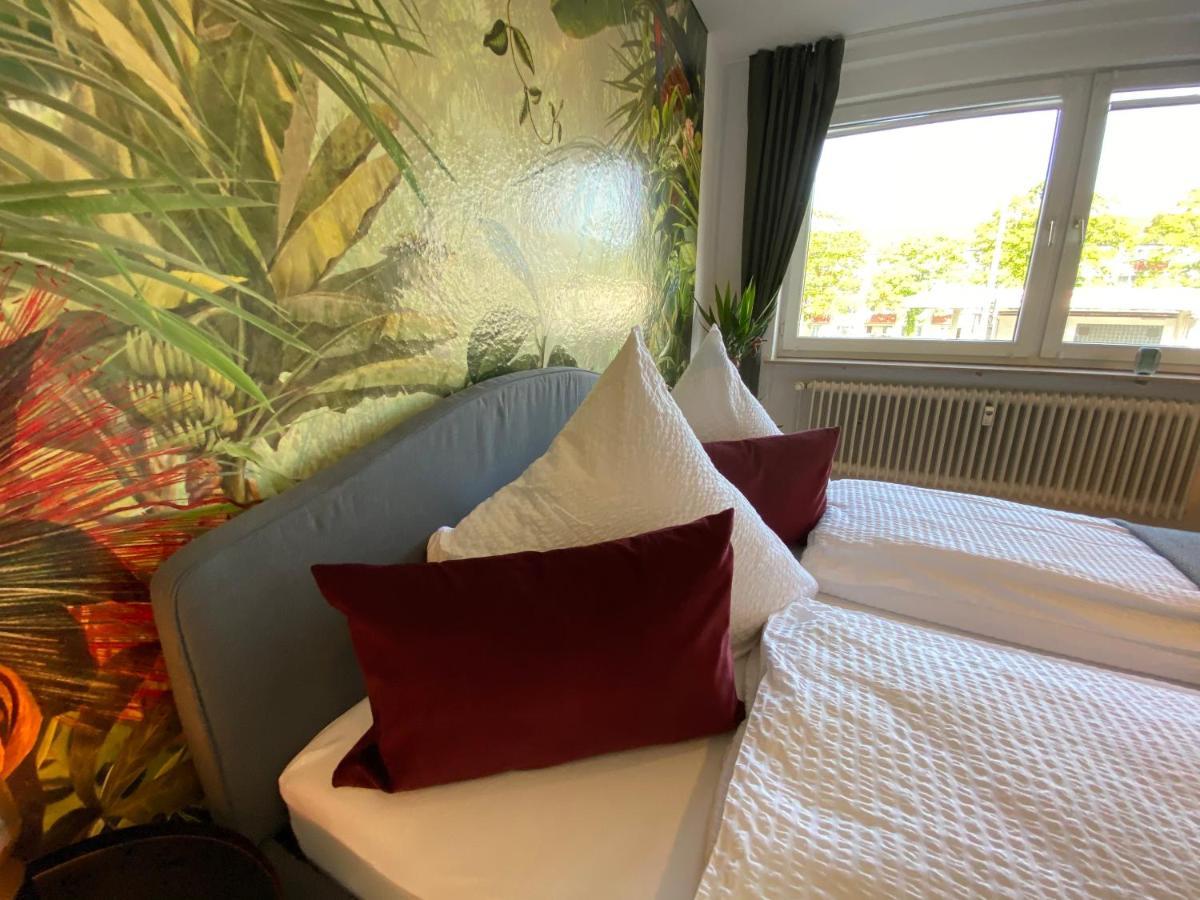 Urban Jungle Apartment In Kassel + Netflix Exterior photo